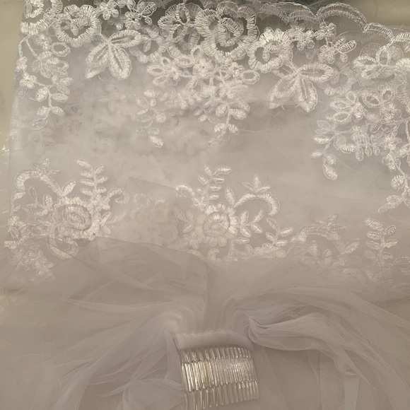 Wedding bridal veil - Picture 6 of 6